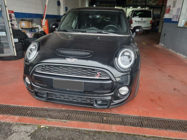 MINI Cooper S 2.0 Cooper S 5 porte Immagine 2