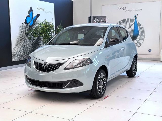 LANCIA Ypsilon 1.0 FireFly 5 porte S&S Hybrid Platino Immagine 0