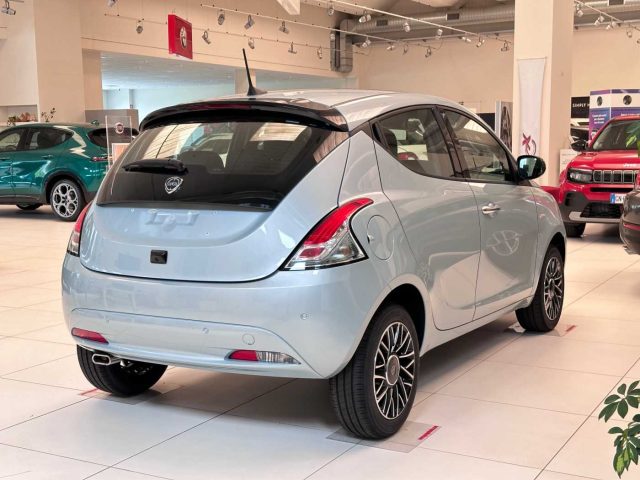 LANCIA Ypsilon 1.0 FireFly 5 porte S&S Hybrid Platino Immagine 4