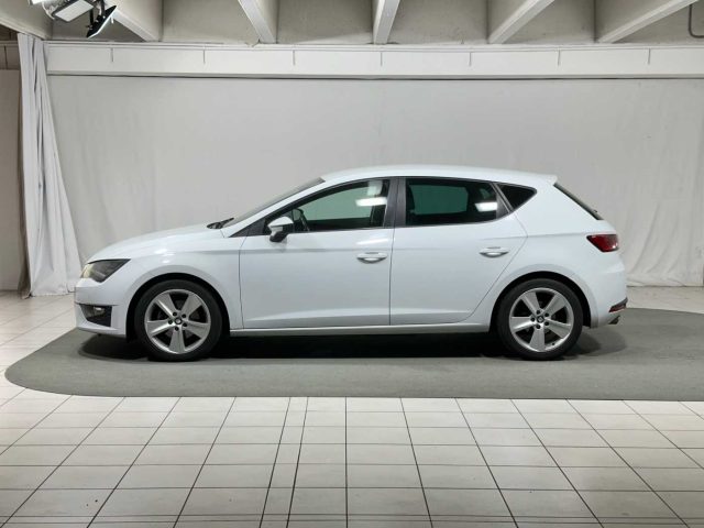 SEAT Leon 2.0 TDI 150 CV DSG 5p. Start/Stop FR Immagine 1