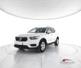 VOLVO XC40 T3 Momentum