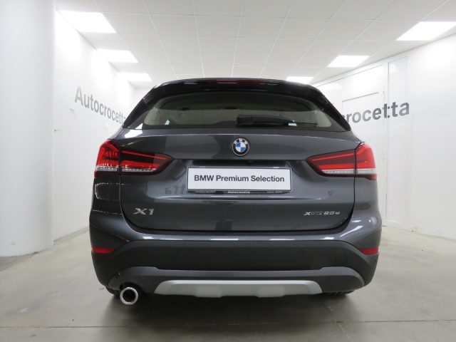 BMW X1 xDrive25e xLine Plus Immagine 4