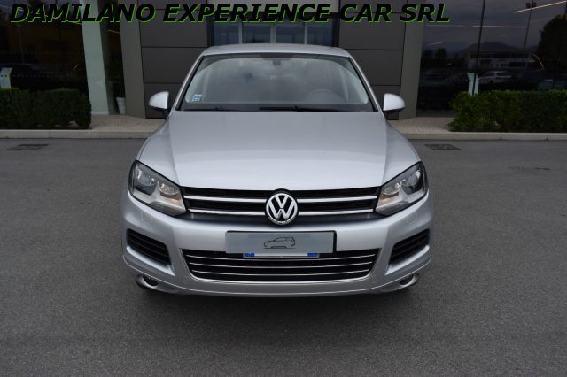 VOLKSWAGEN Touareg 3.0 TDI 245 CV tiptronic BlueMotion Immagine 1