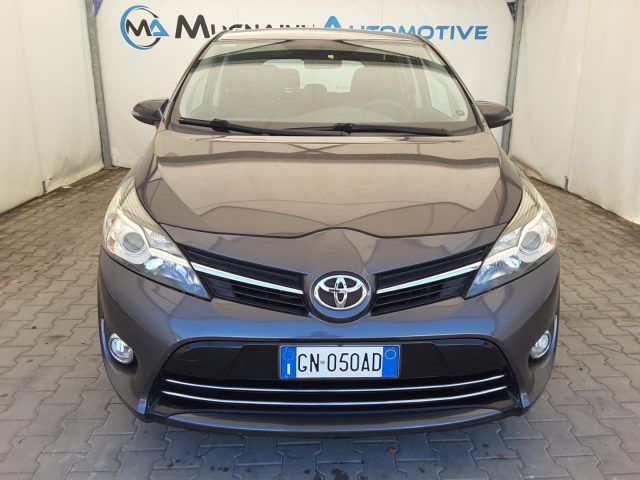 TOYOTA Verso 1.6 Active 7 posti*GANCIO TRAINO*TAGLIANDI TOYOTA* Immagine 0