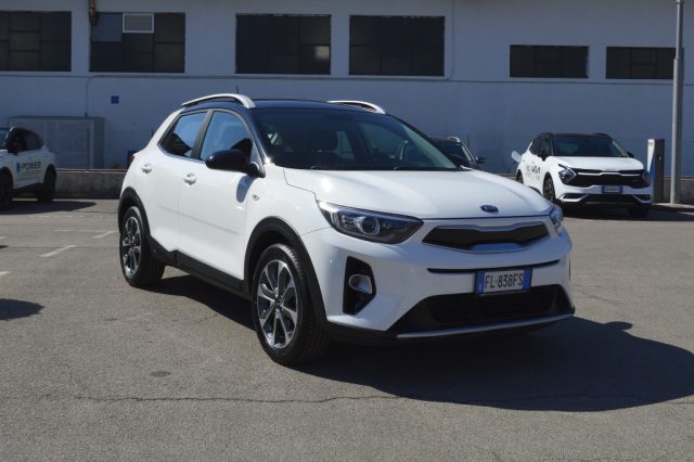 KIA Stonic 1.4 MPI 100 CV ENERGY Immagine 0