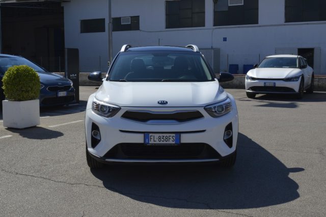 KIA Stonic 1.4 MPI 100 CV ENERGY Immagine 1