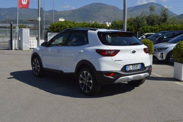 KIA Stonic 1.4 MPI 100 CV ENERGY Immagine 4