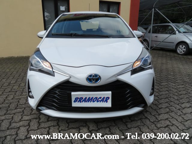 TOYOTA Yaris 1.5 HYBRID BUSINESS - BIANCA - KM 42.182 - x NEOP. Immagine 2