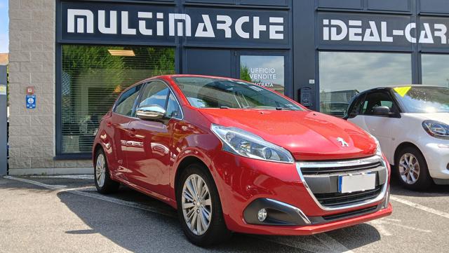 PEUGEOT 208 PureTech 82 Stop&Start 5 porte NEOPATENTATI Immagine 0