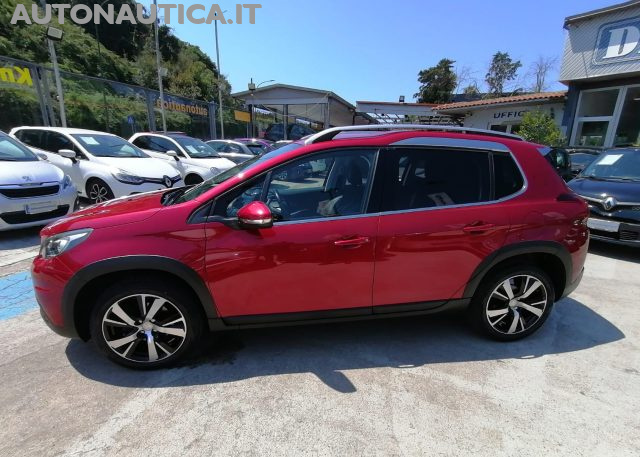 PEUGEOT 2008 PURETECH TURBO 110cv S&S 5 PORTE ALLURE Immagine 1