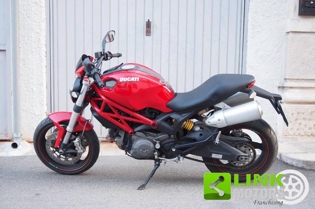 DUCATI Monster 696 Plus PRENOTATA Immagine 2