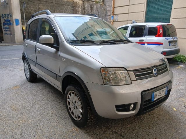 FIAT Panda 1.2 4x4 Climbing Immagine 0