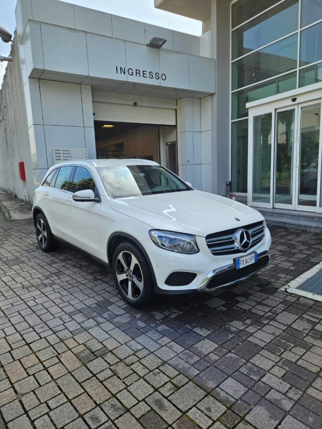 MERCEDES-BENZ GLC 250 d 4Matic Sport Immagine 2