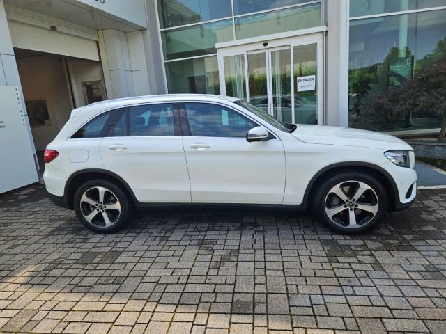 MERCEDES-BENZ GLC 250 d 4Matic Sport Immagine 3