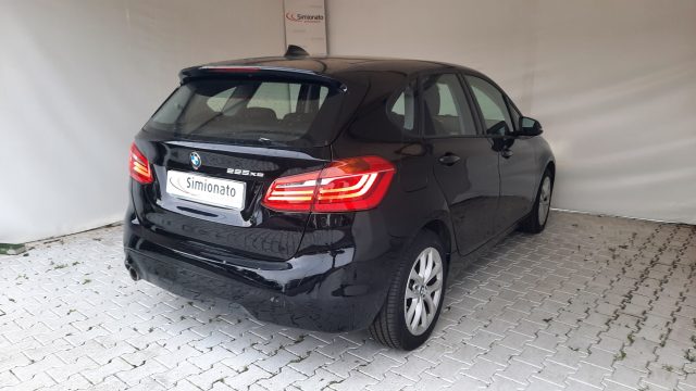 BMW 225 xe Active Tourer iPerformance Business aut. Immagine 3