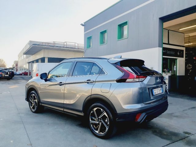 MITSUBISHI Eclipse Cross 2.4 MIVEC 4WD PHEV Intense Immagine 3