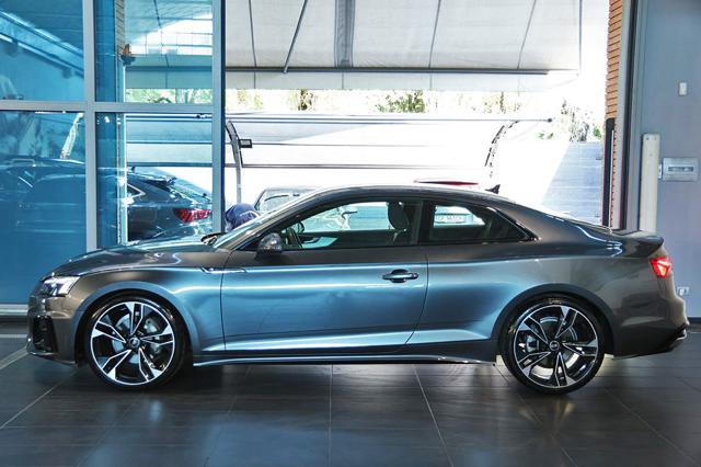 AUDI A5 40 TDI S-Tronic S-Line Immagine 2