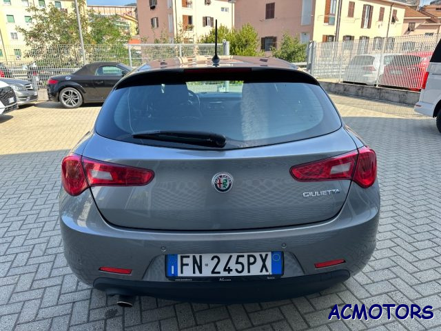 ALFA ROMEO Giulietta 1.4 Turbo 120 CV GPL Super Immagine 4