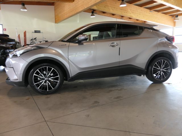 TOYOTA C-HR 1.8 Hybrid E-CVT Lounge Immagine 0