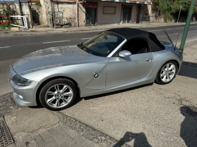 BMW Z4 2.2i cat Roadster GOMMATA NUOVA CAPPOTTA PERFETTA Immagine 2