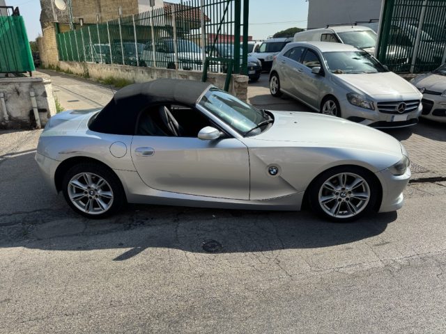 BMW Z4 2.2i cat Roadster GOMMATA NUOVA CAPPOTTA PERFETTA Immagine 3