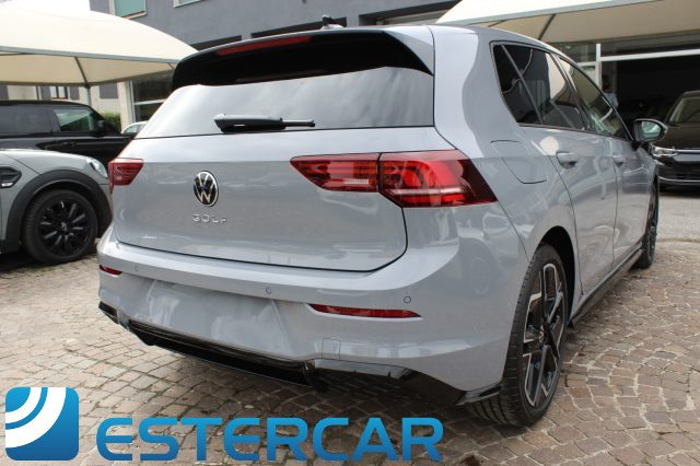 VOLKSWAGEN Golf 8.5 2.0 TDI 150CV DSG R-Line Plus TETTO LED PRONTA Immagine 1