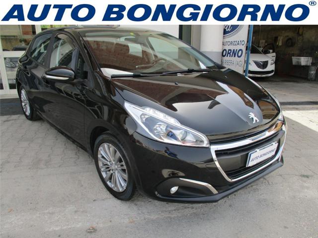 PEUGEOT 208 PureTech  5 porte Allure Immagine 0