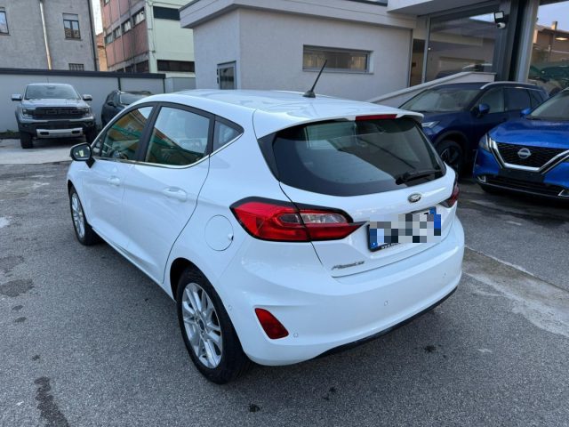 FORD Fiesta 1.1 75 CV 5 porte Titanium con Retrocamera Immagine 2