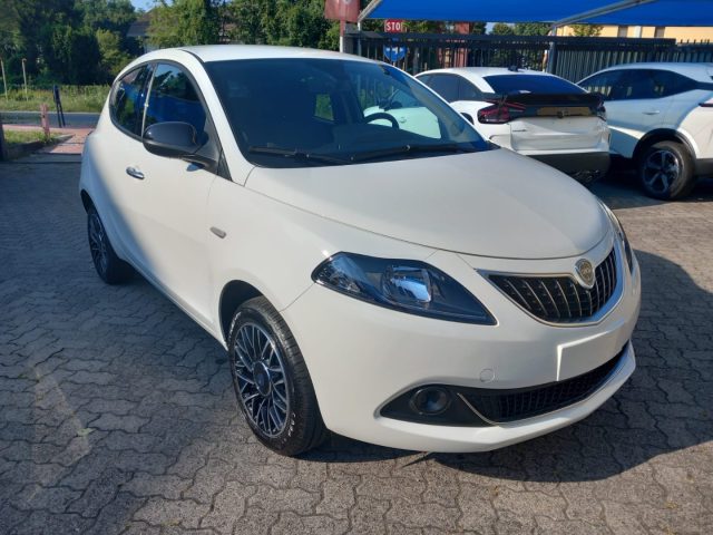 LANCIA Ypsilon 1.0 FireFly 5p Hybrid Platino RUOTINO+PACK COMFORT Immagine 2