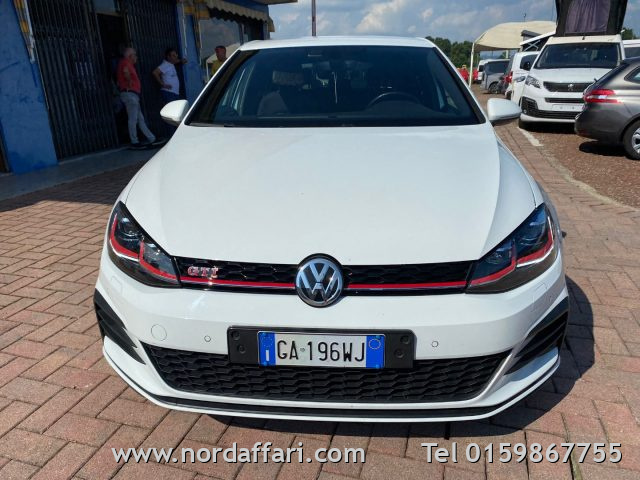 VOLKSWAGEN Golf GTI - foto: 3