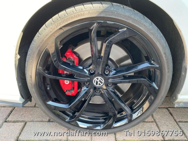 VOLKSWAGEN Golf GTI - foto: 11