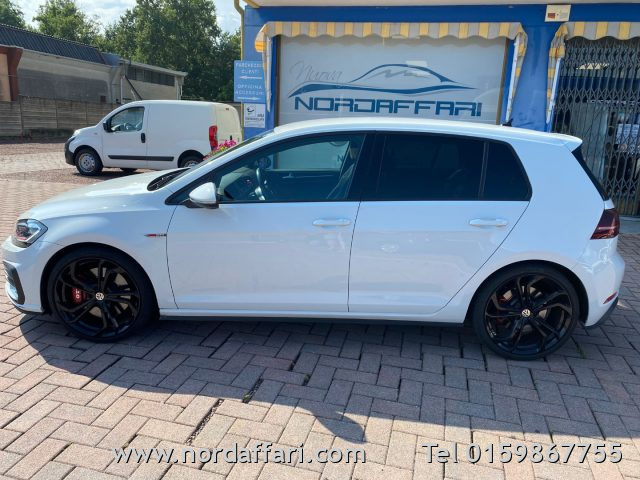 VOLKSWAGEN Golf GTI - foto: 5