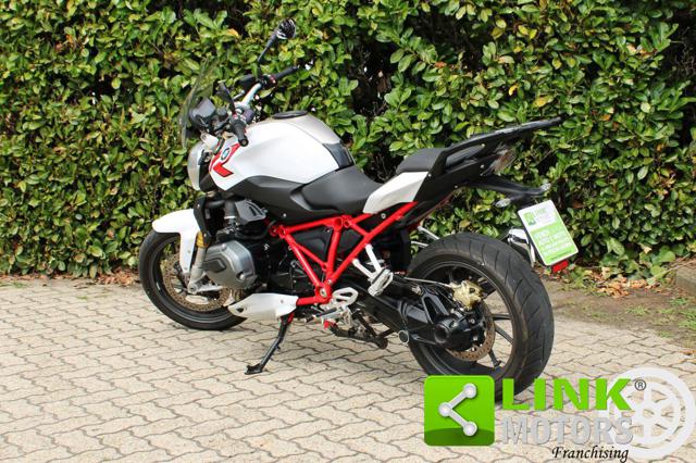 BMW R 1200 R Naked Immagine 2