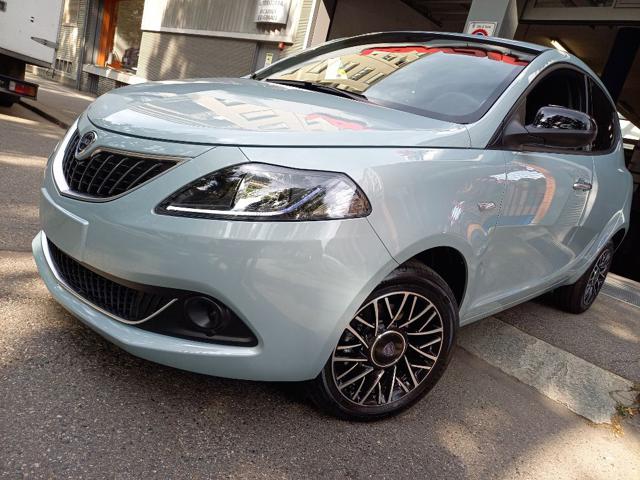 LANCIA Ypsilon 1.2 69 CV 5 porte GPL Ecochic Immagine 4