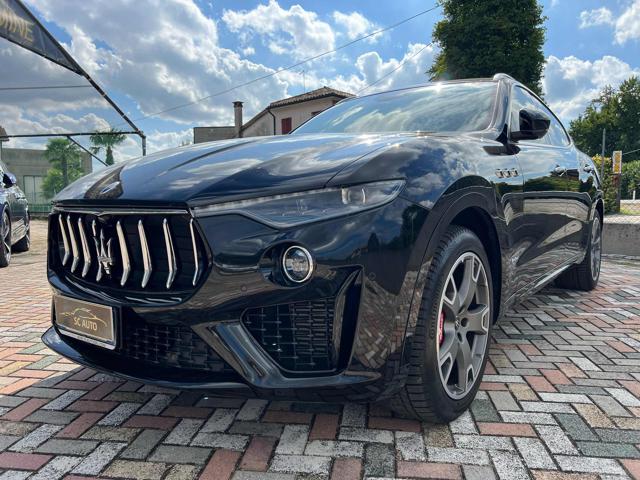 MASERATI Levante V6 Diesel AWD Gransport Immagine 0