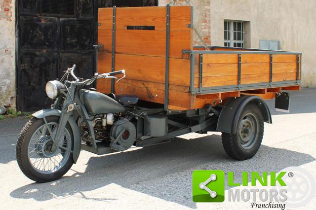 MOTO GUZZI Ercole Motocarro 3 ruote con cassone in legno Immagine 1