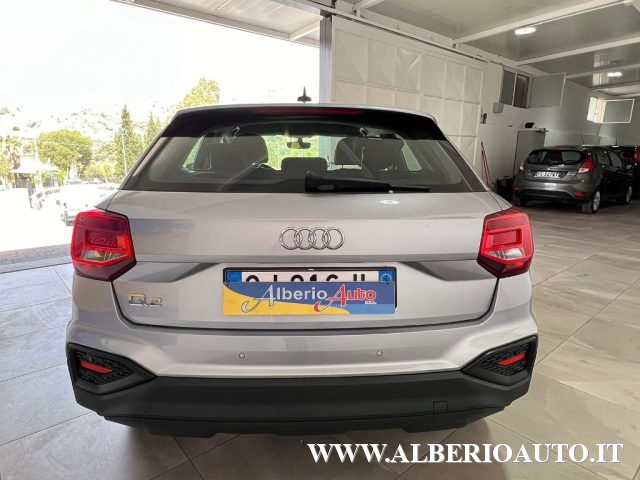 AUDI Q2 30 TDI Business Immagine 3