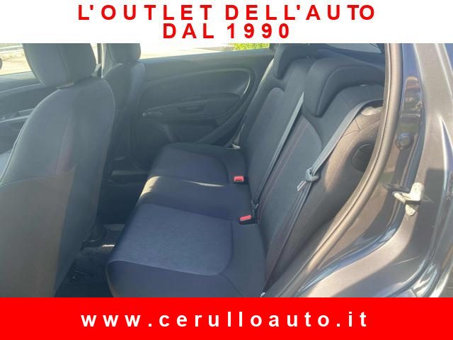 FIAT Punto 1.3 MJT II 75 CV 5 porte Lounge OK NEOPATENTATI Immagine 4