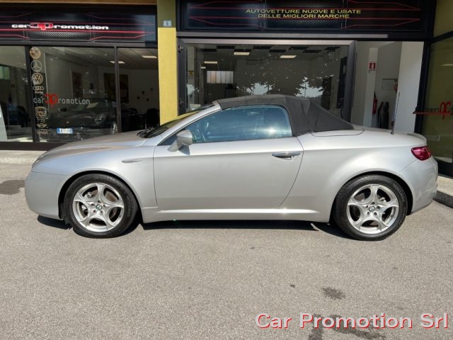 ALFA ROMEO Spider 2.2 JTS Exclusive Immagine 3