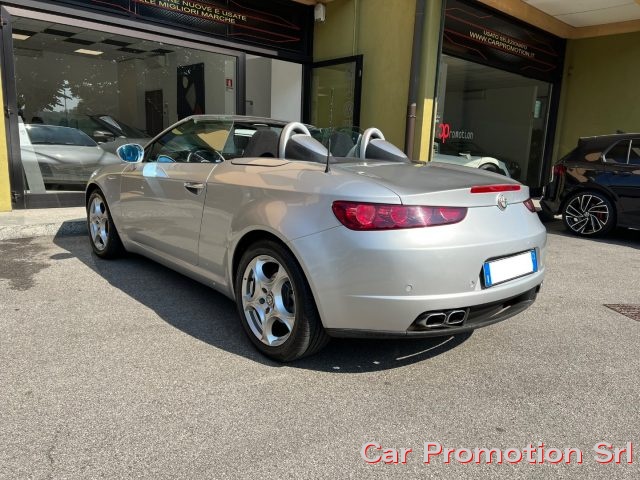 ALFA ROMEO Spider 2.2 JTS Exclusive Immagine 1