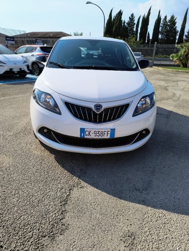 LANCIA Ypsilon 1.0 FireFly 5 porte S&S Hybrid Gold Immagine 0