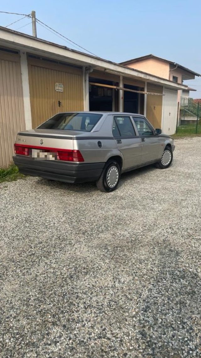 ALFA ROMEO 75 1.6 Immagine 1