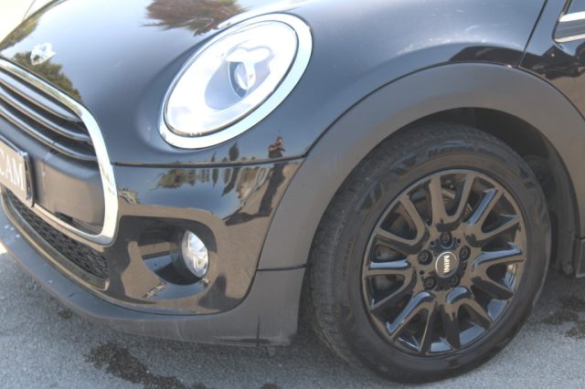 MINI One 1.5 One D Business 5 porte Immagine 3