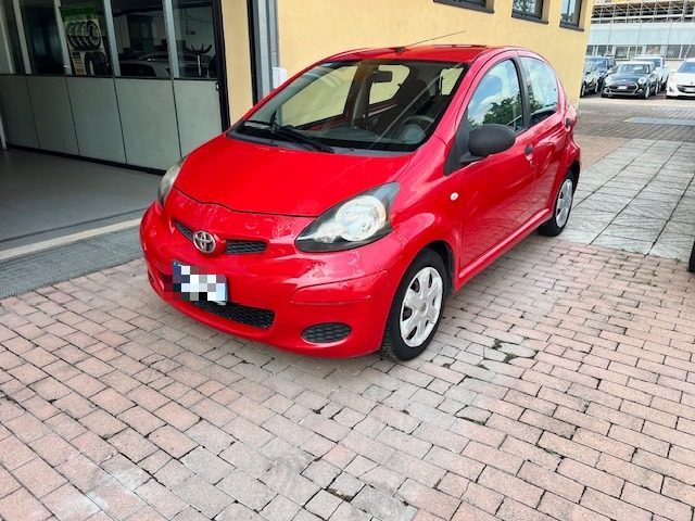 TOYOTA Aygo 1.0 12V VVT-i 5 porte Sol Immagine 0