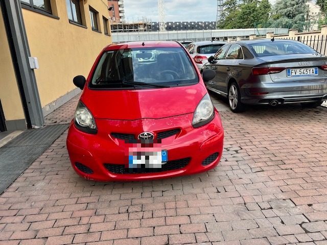 TOYOTA Aygo 1.0 12V VVT-i 5 porte Sol Immagine 1