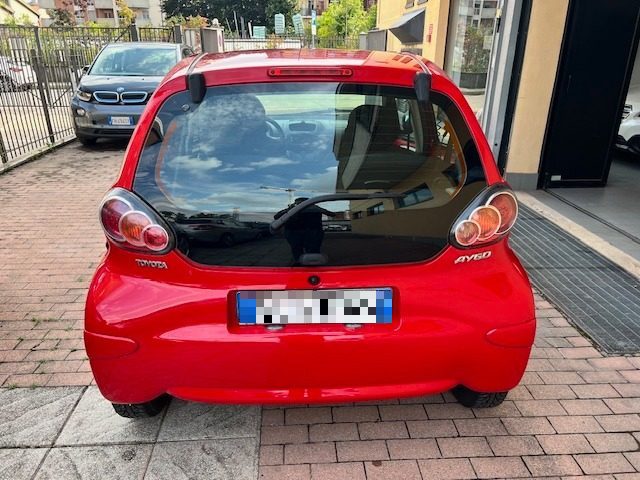 TOYOTA Aygo 1.0 12V VVT-i 5 porte Sol Immagine 4