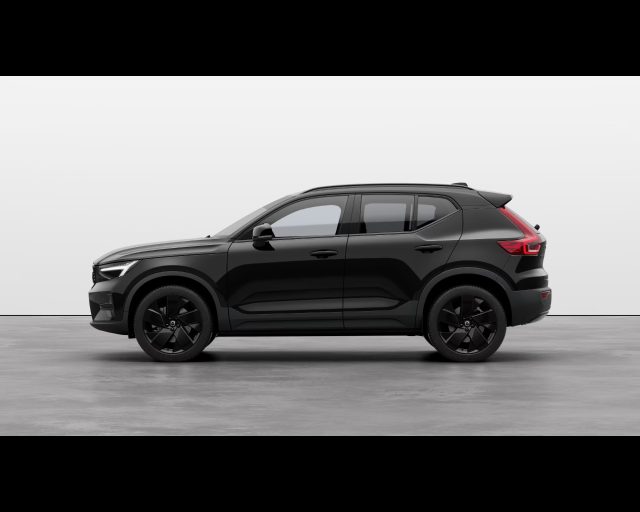 VOLVO XC40 B3 GEARTRONIC BLACK EDITION PLUS Immagine 1