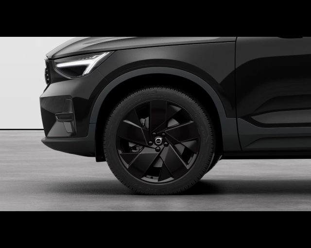 VOLVO XC40 B3 GEARTRONIC BLACK EDITION PLUS Immagine 3