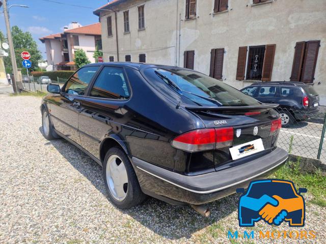 SAAB 900 2.0i turbo 16V cat 5 porte SE Immagine 4