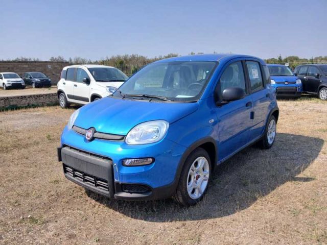 FIAT Panda My23 1.0 70cv Hybrid Immagine 1